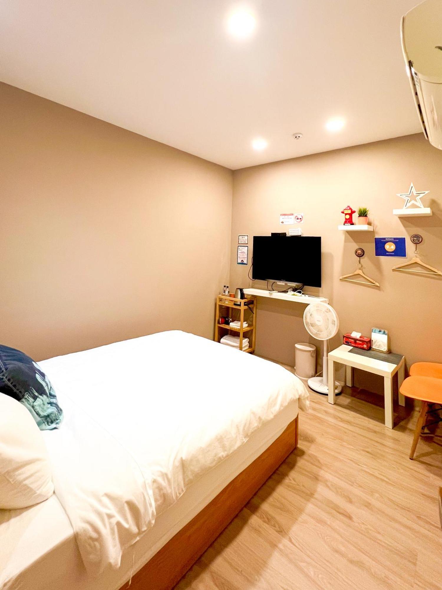 Zhuji Hostel Donggang Exteriér fotografie